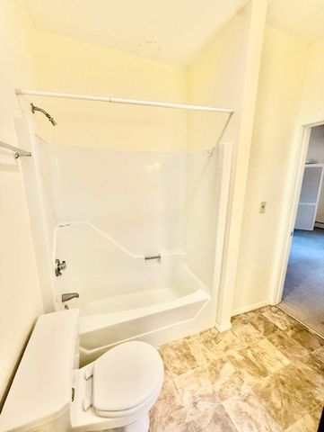 33 Medford 1, Chelsea, MA 02150
