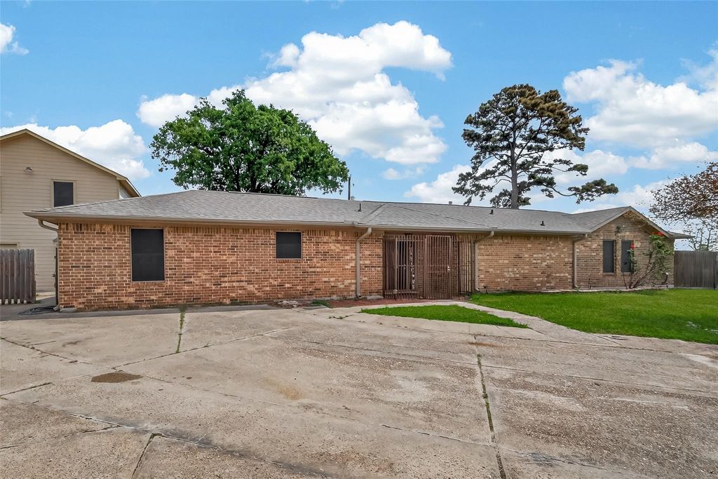 14731 Conover Court, Houston, TX 77015