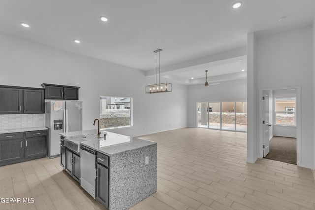 214 Bonnie Trail, Santa Teresa, NM 88008