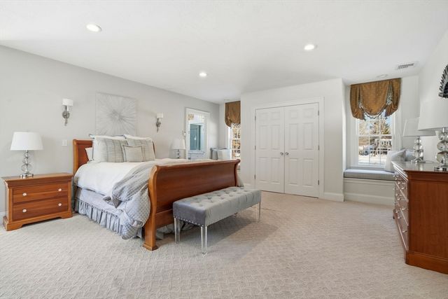 372 Tremont St, Duxbury, MA 02332