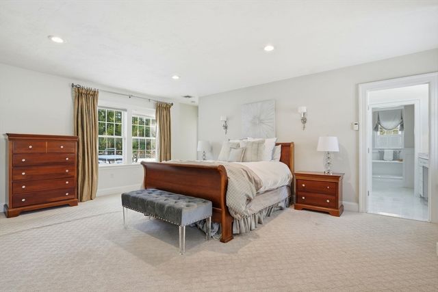 372 Tremont St, Duxbury, MA 02332