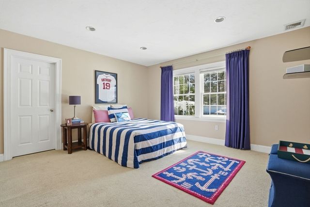 372 Tremont St, Duxbury, MA 02332