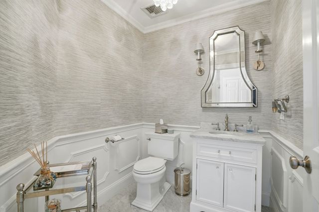 372 Tremont St, Duxbury, MA 02332