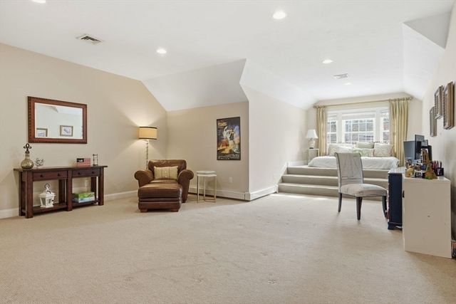 372 Tremont St, Duxbury, MA 02332