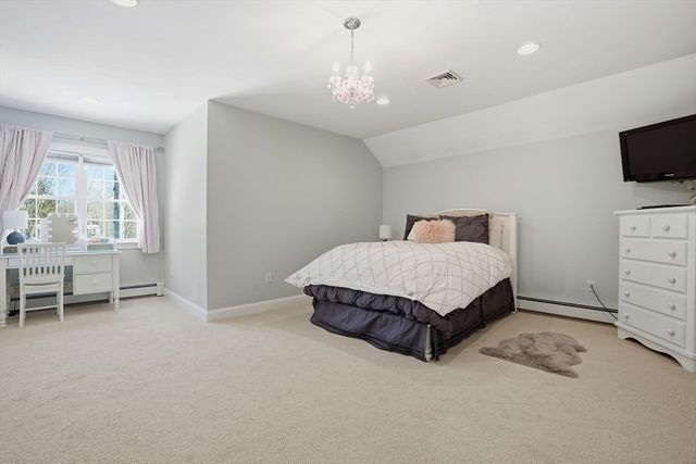 372 Tremont St, Duxbury, MA 02332