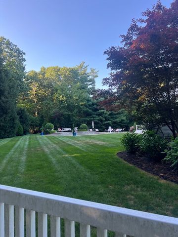 372 Tremont St, Duxbury, MA 02332