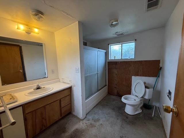 3039 E Hedges Avenue, Fresno, CA 93703