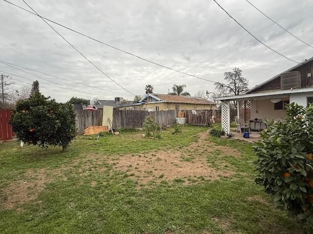 3039 E Hedges Avenue, Fresno, CA 93703