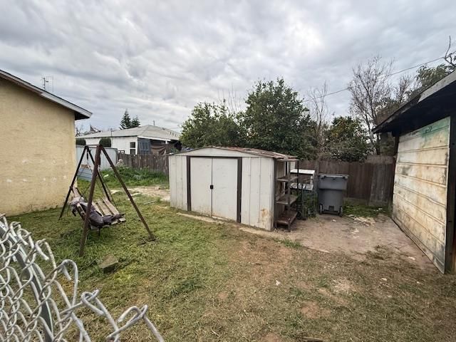 3039 E Hedges Avenue, Fresno, CA 93703