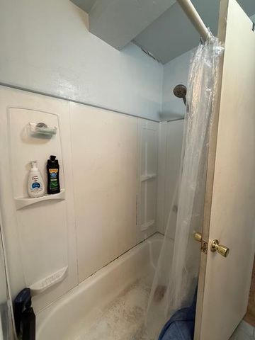 3039 E Hedges Avenue, Fresno, CA 93703