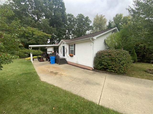 3363 Buckthorn Circle, Jackson, MI 49201