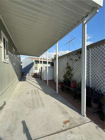 8723 Artesia Boulevard 38, Bellflower, CA 90706