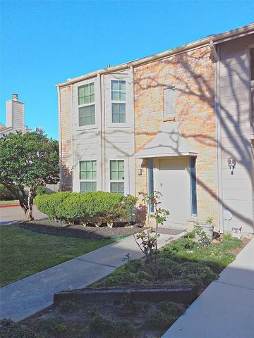 800 Country Place Drive 909, Houston, TX 77079