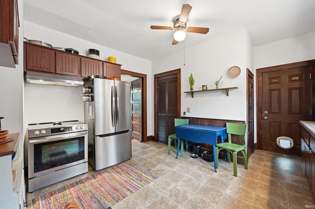 1301 N Walnut Street, Muncie, IN 47303