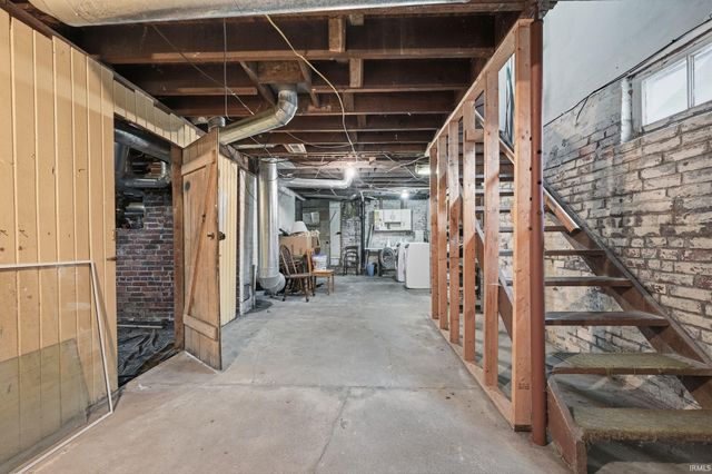 1301 N Walnut Street, Muncie, IN 47303