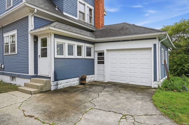 1301 N Walnut Street, Muncie, IN 47303