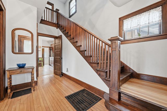 1301 N Walnut Street, Muncie, IN 47303