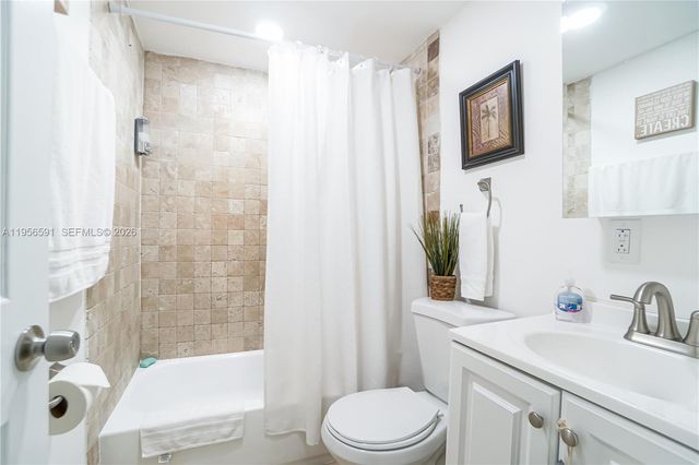 168 NW 32nd St 3, Miami, FL 33127