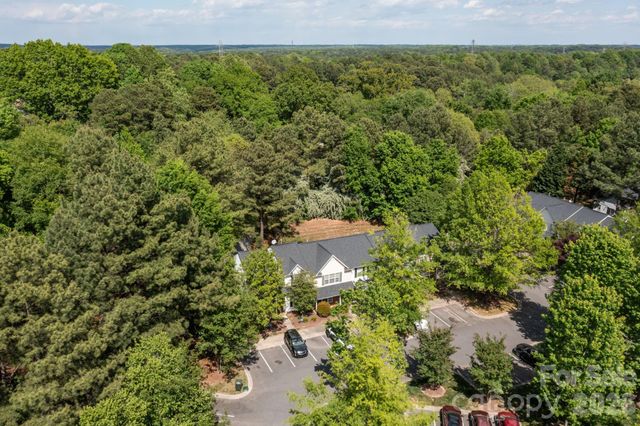 11540 Briddle Hall Court, Charlotte, NC 28214