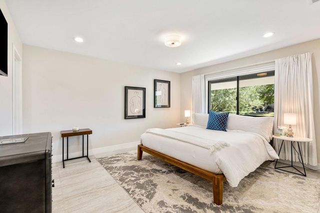 45655 Apache Road, Indian Wells, CA 92210