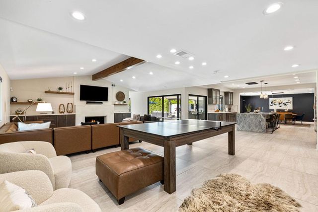 45655 Apache Road, Indian Wells, CA 92210