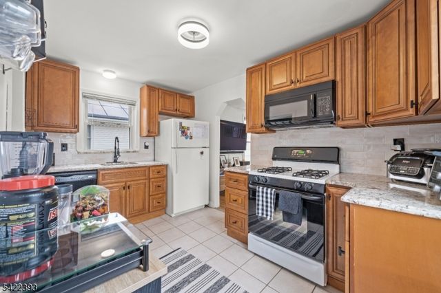 99 Brookfield Ave, Nutley Twp., NJ 07110