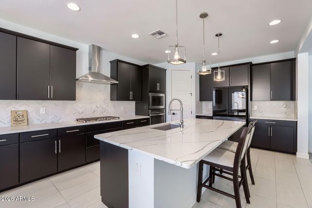 18612 W BUTLER Drive, Waddell, AZ 85355