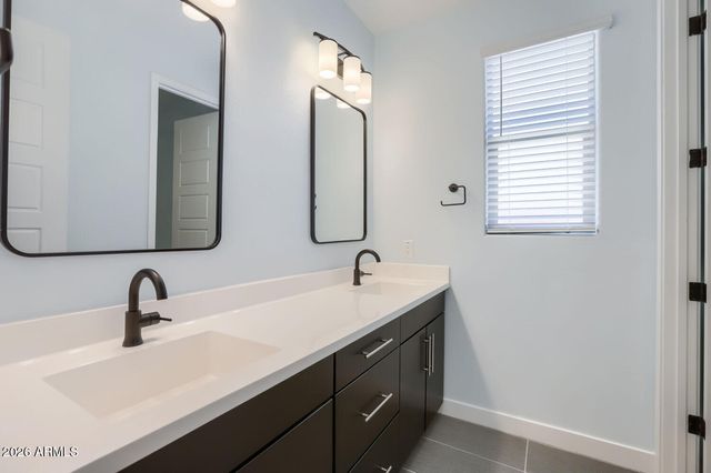 18612 W BUTLER Drive, Waddell, AZ 85355