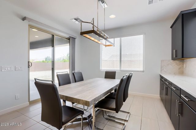 18612 W BUTLER Drive, Waddell, AZ 85355