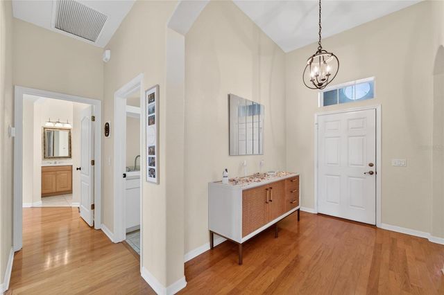 1032 REGAL MANOR WAY, Sun City Center, FL 33573