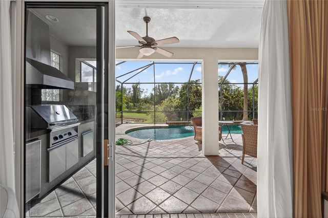 1032 REGAL MANOR WAY, Sun City Center, FL 33573