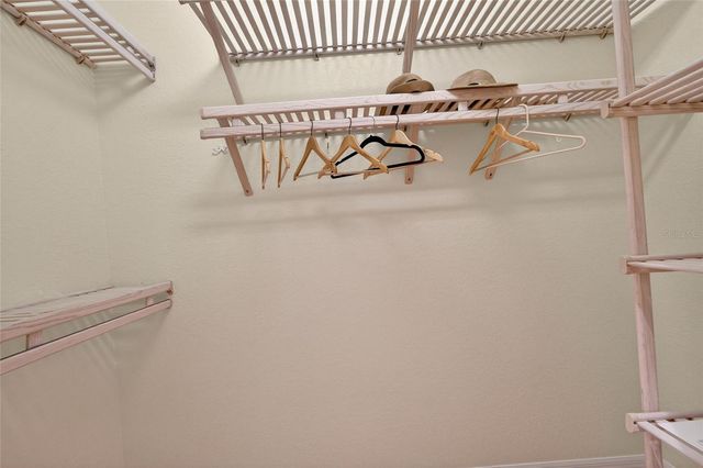 1032 REGAL MANOR WAY, Sun City Center, FL 33573