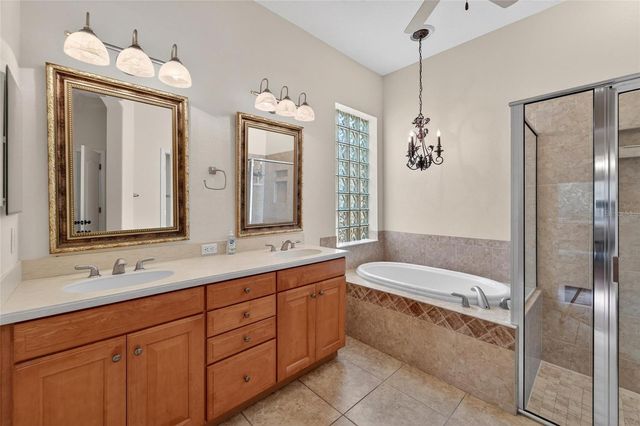 1032 REGAL MANOR WAY, Sun City Center, FL 33573