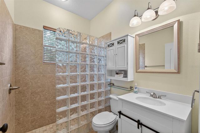 1032 REGAL MANOR WAY, Sun City Center, FL 33573