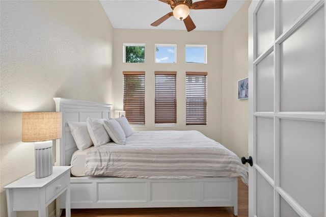 1032 REGAL MANOR WAY, Sun City Center, FL 33573