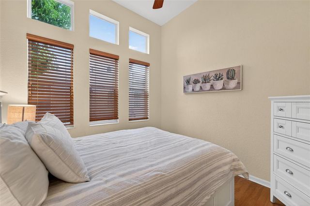 1032 REGAL MANOR WAY, Sun City Center, FL 33573