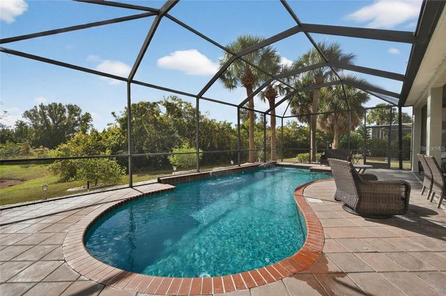 1032 REGAL MANOR WAY, Sun City Center, FL 33573