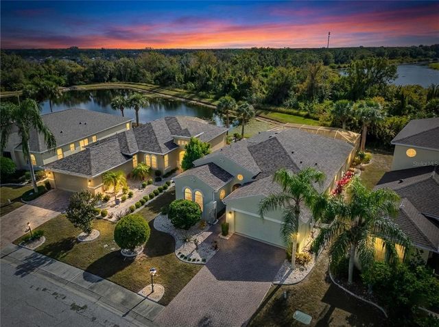 1032 REGAL MANOR WAY, Sun City Center, FL 33573