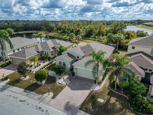 1032 REGAL MANOR WAY, Sun City Center, FL 33573