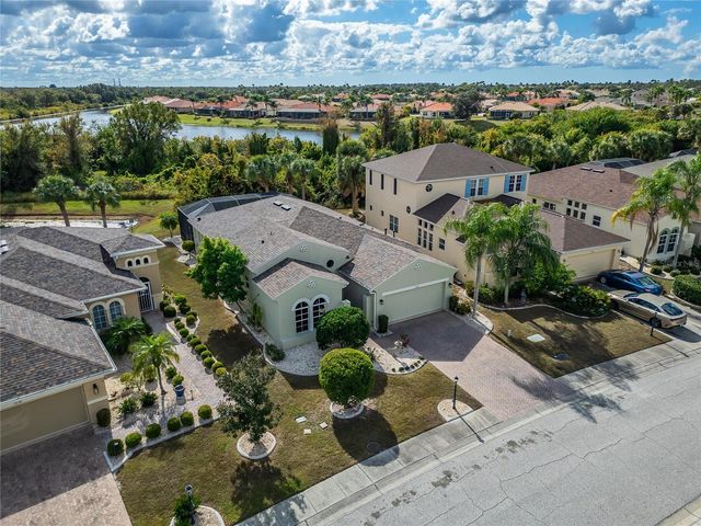 1032 REGAL MANOR WAY, Sun City Center, FL 33573