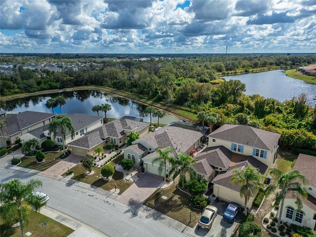 1032 REGAL MANOR WAY, Sun City Center, FL 33573