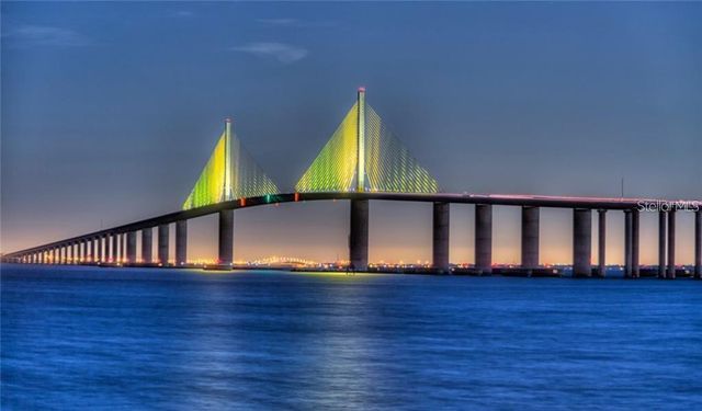 1032 REGAL MANOR WAY, Sun City Center, FL 33573