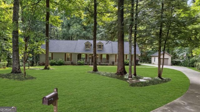 1955 Branchwood Court, Snellville, GA 30078