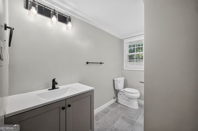 1955 Branchwood Court, Snellville, GA 30078