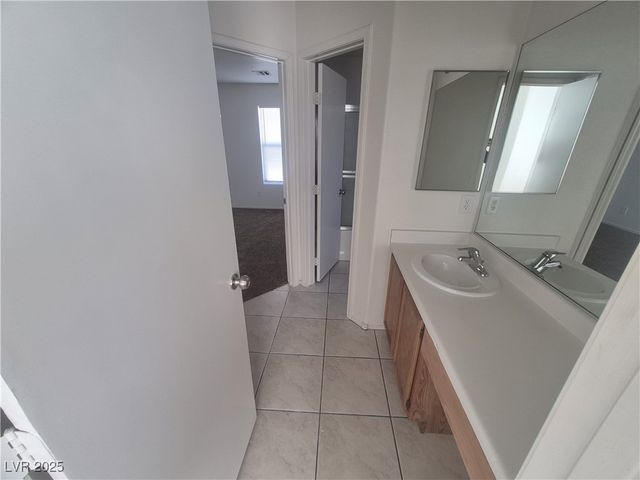 2712 Wooly Rose Avenue, Las Vegas, NV 89106