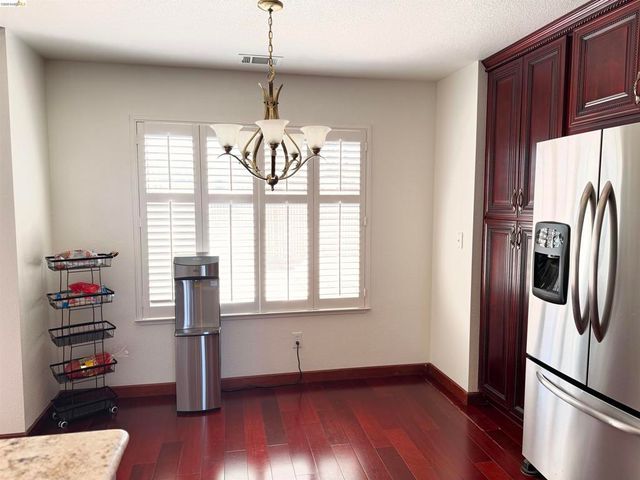 428 Brookside Ct, Antioch, CA 94509