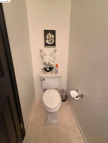 428 Brookside Ct, Antioch, CA 94509