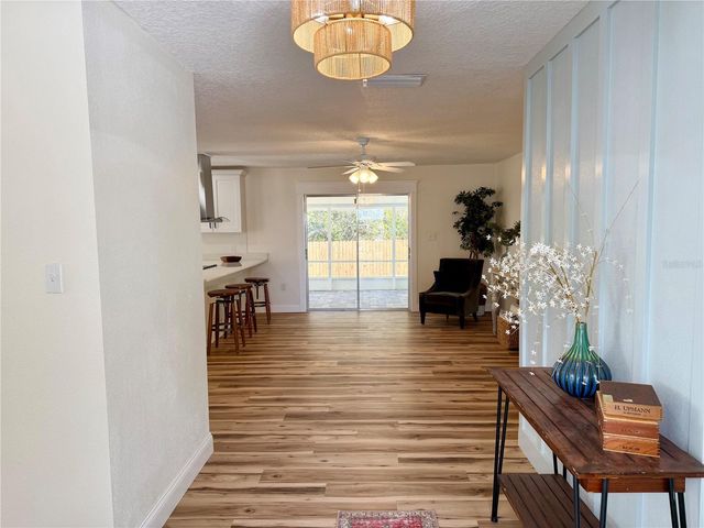 1624 LESLIE DRIVE, Lakeland, FL 33801