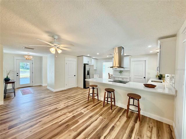 1624 LESLIE DRIVE, Lakeland, FL 33801