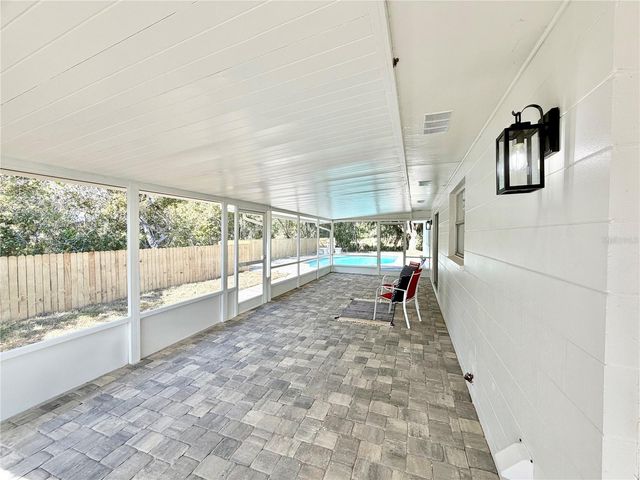 1624 LESLIE DRIVE, Lakeland, FL 33801